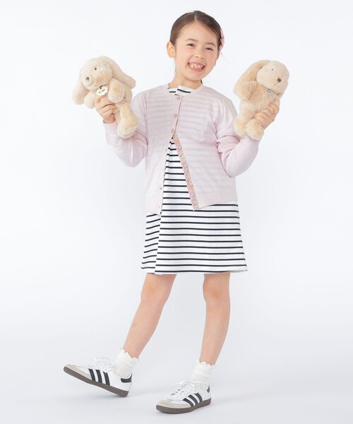 SHIPS(シップス)の「SHIPS KIDS:100~130cm / リバティ ボタン カーディガン(カーディガン/ボレロ・キッズ・ピンク/トップグレー/イエロー・110/120/130/100)」の16枚目の写真