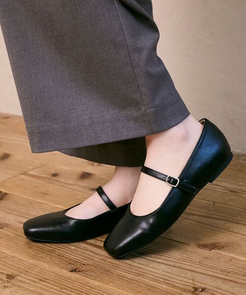 le.coeur blanc（ルクールブラン）の「le.coeur blancスクエアメリージェーン（その他シューズ・レディース・ブラック/シルバー・38/37）」の6枚目の写真