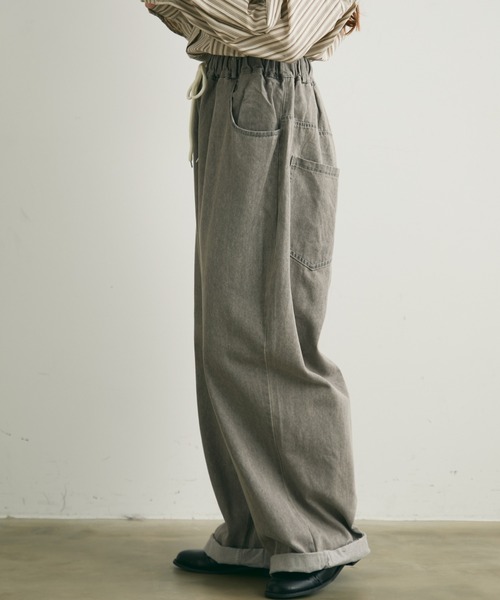 Crisp（クリスプ）の「【ZOZO限定】ウォッシュデニムイージーパンツ（デニムパンツ・レディース・グレー/ブルー・FREE）」の7枚目の写真