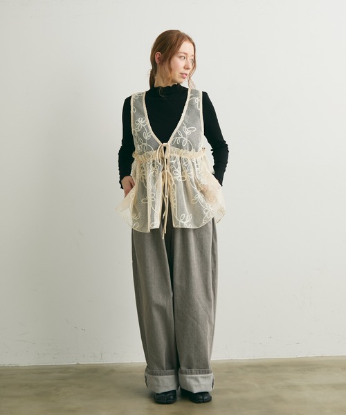 Crisp（クリスプ）の「【ZOZO限定】ウォッシュデニムイージーパンツ（デニムパンツ・レディース・グレー/ブルー・FREE）」の10枚目の写真