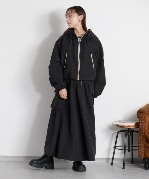 cepo(セポ)の「〈セットアップ対応〉撥水・UV・ウォッシャブル 2wayグログランショートドロストジャケット(ブルゾン・レディース・ベージュ/ブラック/グレー・M)」の2枚目の写真