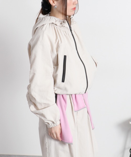 cepo(セポ)の「〈セットアップ対応〉撥水・UV・ウォッシャブル 2wayグログランショートドロストジャケット(ブルゾン・レディース・ベージュ/ブラック/グレー・M)」の18枚目の写真