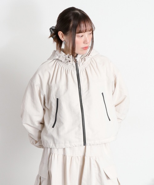 cepo(セポ)の「〈セットアップ対応〉撥水・UV・ウォッシャブル 2wayグログランショートドロストジャケット(ブルゾン・レディース・ベージュ/ブラック/グレー・M)」の13枚目の写真