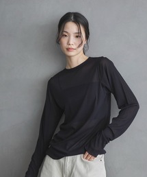 クルーネックシアートップス
