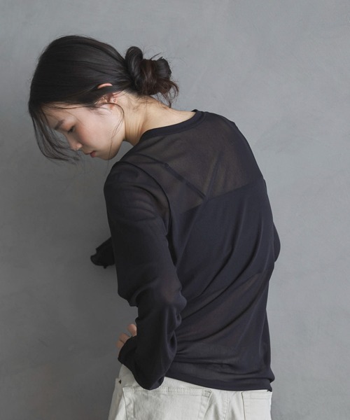 feepur（フェピュール）の「クルーネックシアートップス（Tシャツ/カットソー・レディース・ブラック/オフホワイト・MEDIUM）」の16枚目の写真