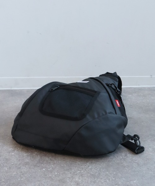 VISION STREET WEAR(ヴィジョンストリートウェア)の「【VISION STREET WEAR/ヴィジョン ストリート ウェア】Sling Bag/ワンショルダー スリングバッグ ボディバッグ(ボディバッグ/ウエストポーチ・メンズ・ブラック/ブラック系その他・FREE)」の7枚目の写真