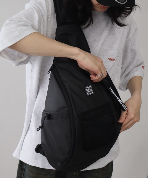 VISION STREET WEAR(ヴィジョンストリートウェア)の「【VISION STREET WEAR/ヴィジョン ストリート ウェア】Sling Bag/ワンショルダー スリングバッグ ボディバッグ(ボディバッグ/ウエストポーチ・メンズ・ブラック/ブラック系その他・FREE)」の11枚目の写真