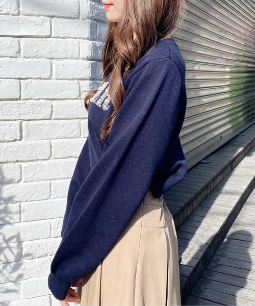 INGNI（イング）の「パールビジューロゴニット（ニット/セーター・レディース・オフホワイト/ネイビー/ピンク/サックスブルー・M）」の14枚目の写真