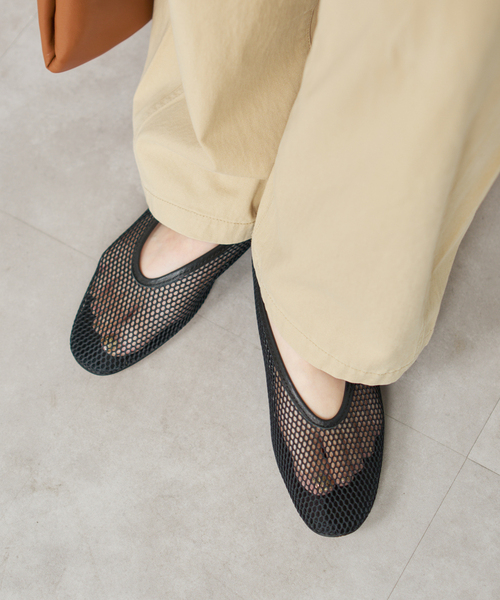 Spick & Span（スピックアンドスパン）の「REMME/レメ メッシュフラットパンプス（その他シューズ・レディース・ブラック/ベージュ・38/37/36）」の3枚目の写真