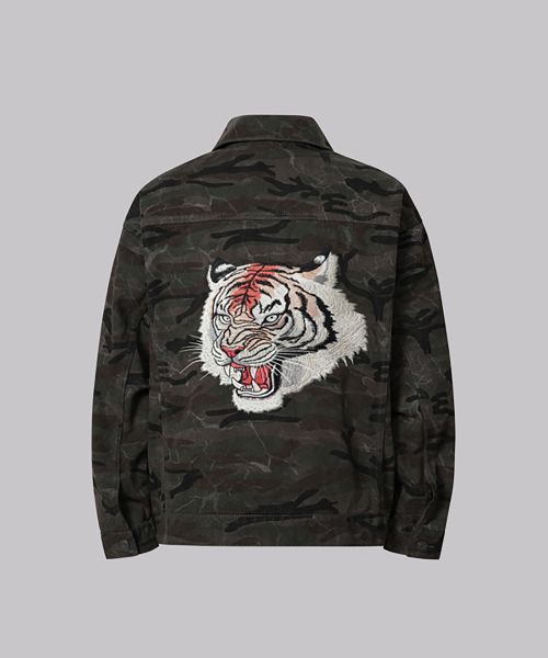 CORNERBLESS(コーナーブレス)の「TIGER EMBRO DARK CAMO JACKET(デニムジャケット・レディース・その他・LARGE/MEDIUM)」の1枚目の写真