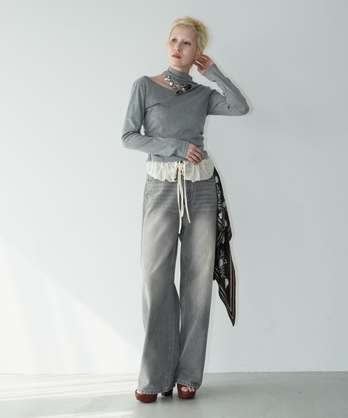 chuclla(チュクラ)の「カットアウトロングスリーブトップス chw26s128(Tシャツ/カットソー・レディース・ホワイト/グレー/ブラック・FREE)」の4枚目の写真