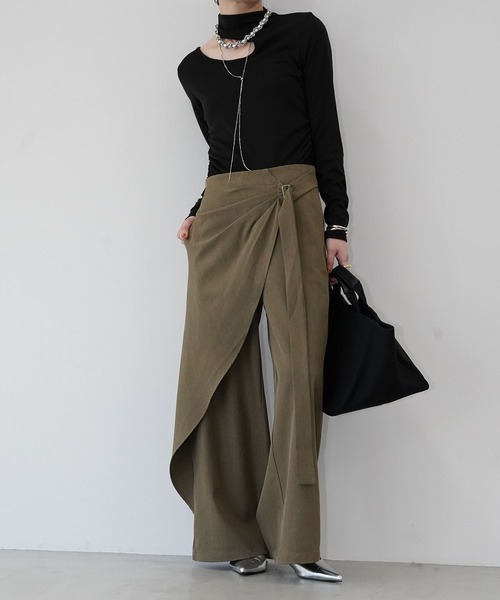 chuclla(チュクラ)の「カットアウトロングスリーブトップス chw26s128(Tシャツ/カットソー・レディース・ホワイト/グレー/ブラック・FREE)」の16枚目の写真