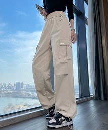 HANDO（ハンド）の「【軽量速乾】旬なこなれ感。多ポケットカーゴパンツ ワイドシルエットカーゴパンツ オフィスカジュアル きれいめカジュアル レディース韓国風（カーゴパンツ）」