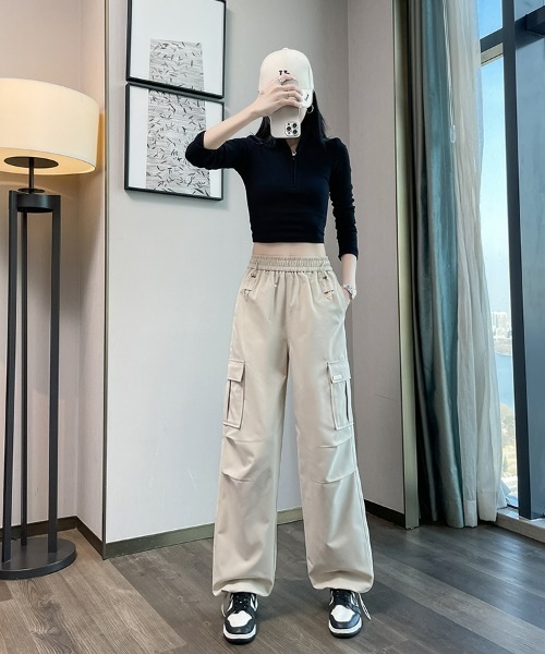 HANDO(ハンド)の「【軽量速乾】旬なこなれ感。多ポケットカーゴパンツ ワイドシルエットカーゴパンツ オフィスカジュアル きれいめカジュアル レディース韓国風(カーゴパンツ・レディース・アイボリー/チャコール/カーキ/ブラック・L/S/M)」の20枚目の写真