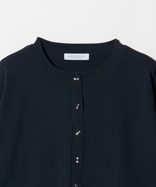 A DAY IN THE LIFE UNITED ARROWS(アデイインザライフユナイテッドアローズ)の「ヘムライン カーディガン ‐ウォッシャブル‐<A DAY IN THE LIFE>(カーディガン/ボレロ・レディース・オフホワイト/ベージュ/ライトグレー/ネイビー・FREE)」の15枚目の写真