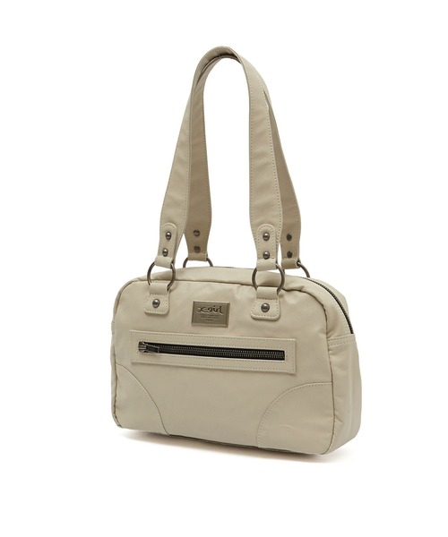 X-girl(エックスガール)の「METAL LOGO PLATE FAUX LEATHER HANDBAG(ハンドバッグ・レディース・ブラック/ホワイト・ONE SIZE)」の2枚目の写真
