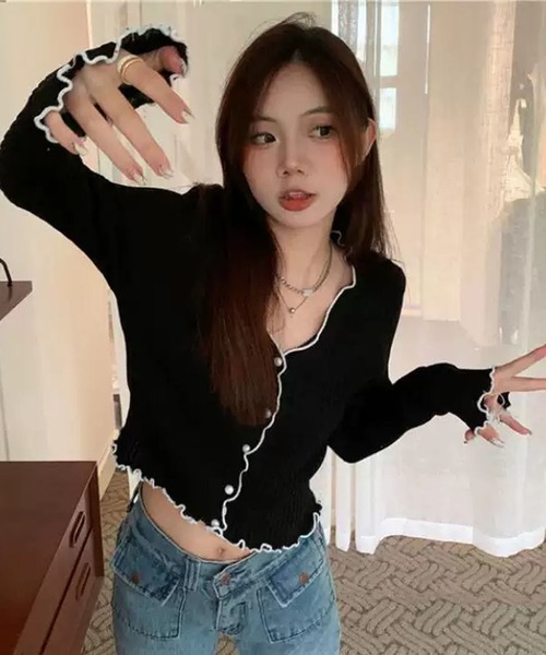 VIBGYOR（ヴィブジョー）の「【EIZZ/アイズ】バイカラー メロウ リブニット カーディガン / 配色パイピング Ｖネック トップス（カーディガン/ボレロ・レディース・アイボリー/ブラック・FREE）」の8枚目の写真