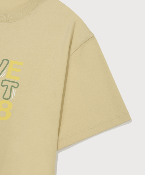 COVERNAT（カバーナット）の「タイポグリッドグラフィックTシャツダスティイエロー（Tシャツ/カットソー・メンズ・その他・SMALL/MEDIUM/LARGE/X-LARGE/X-SMALL）」の9枚目の写真