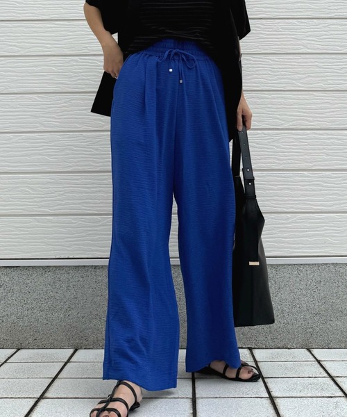 Q(キュー)の「リラックス麻ライクワイドパンツ(その他パンツ・レディース・アイボリー/ブラック/ピンク/ブルー/ブラウン・MEDIUM)」の4枚目の写真