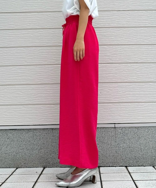 Q(キュー)の「リラックス麻ライクワイドパンツ(その他パンツ・レディース・アイボリー/ブラック/ピンク・MEDIUM)」の21枚目の写真