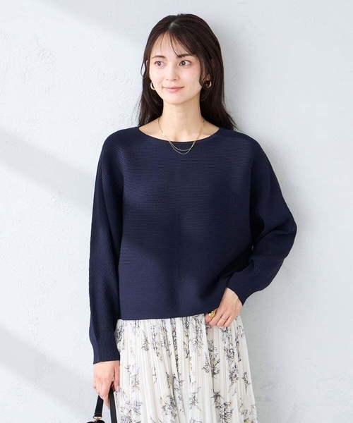 a.v.v(アーヴェヴェ)の「バックパールニット(ニット/セーター・レディース・オレンジ/ネイビー/アイボリー・36/38/40)」の20枚目の写真