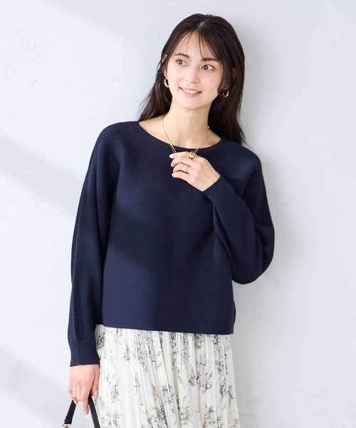 a.v.v(アーヴェヴェ)の「バックパールニット(ニット/セーター・レディース・オレンジ/ネイビー/アイボリー・36/38/40)」の21枚目の写真