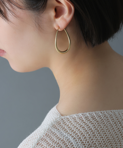 Lilas（リラ）の「《WEB限定》【SAMH by LILAS】ウェーブフープピアスK18GP（両耳）（ピアス（両耳用）・レディース・ゴールド・FREE）」の12枚目の写真