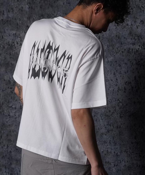 GUIDER（ガイダー）の「【GUIDER】グラフィック ロゴ Tシャツ / Graphic Logo T-Shirt（Tシャツ/カットソー・メンズ・ホワイト/ブラウン/レッド/ブラック・M/L）」の2枚目の写真