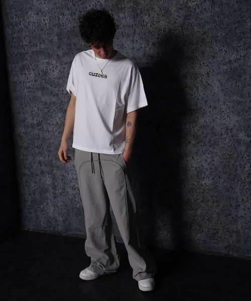GUIDER（ガイダー）の「【GUIDER】グラフィック ロゴ Tシャツ / Graphic Logo T-Shirt（Tシャツ/カットソー・メンズ・ホワイト/ブラウン/レッド/ブラック・M/L）」の6枚目の写真