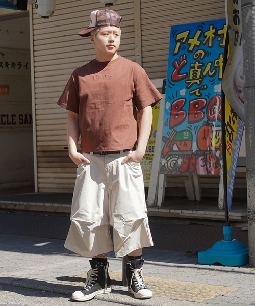 GUIDER（ガイダー）の「【GUIDER】グラフィック ロゴ Tシャツ / Graphic Logo T-Shirt（Tシャツ/カットソー・メンズ・ホワイト/ブラウン/レッド/ブラック・M/L）」の17枚目の写真