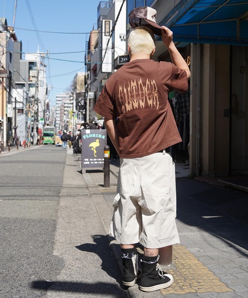 GUIDER（ガイダー）の「【GUIDER】グラフィック ロゴ Tシャツ / Graphic Logo T-Shirt（Tシャツ/カットソー・メンズ・ホワイト/ブラウン/レッド/ブラック・M/L）」の21枚目の写真