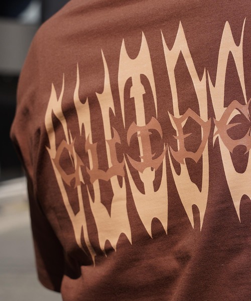 GUIDER（ガイダー）の「【GUIDER】グラフィック ロゴ Tシャツ / Graphic Logo T-Shirt（Tシャツ/カットソー・メンズ・ホワイト/ブラウン/レッド/ブラック・M/L）」の22枚目の写真