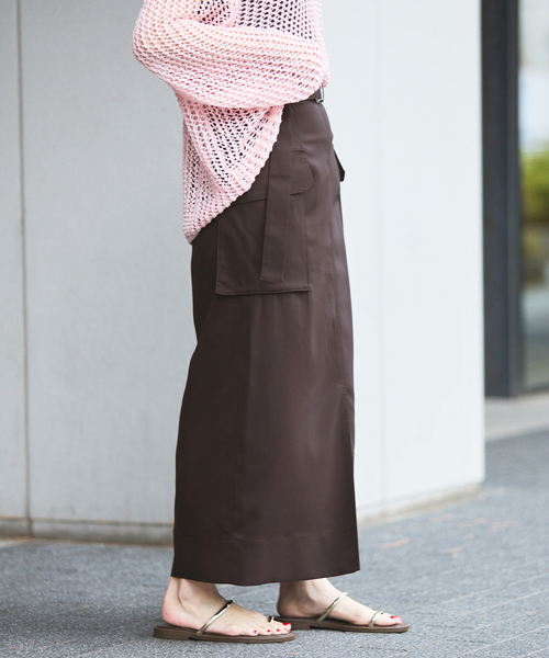 IENA（イエナ）の「ハイツイストペンシルロングスカート（スカート・レディース・ブラウン/ネイビー・34/38/36）」の8枚目の写真