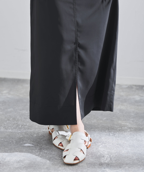 IENA（イエナ）の「ハイツイストペンシルロングスカート（スカート・レディース・ブラウン/ネイビー・34/38/36）」の19枚目の写真