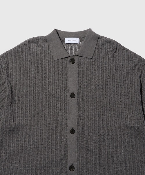 ADAM ET ROPE'(アダムエロペ)の「ペーパーミックス シアーニット シャツ カーディガン / ロングシーズン着用可能(カーディガン/ボレロ・メンズ・ブラック/ベージュ系その他/チャコールグレー・L/M)」の4枚目の写真