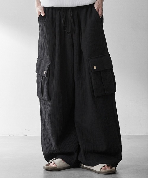 RUUBON（ルーボン）の「【RUUBON】soft texture cargo pants  /  ソフトテクスチャーカーゴパンツ（カーゴパンツ・メンズ・ブラック/カーキ・S/L/M）」の3枚目の写真