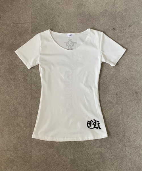 lilful(リルフル)の「【26年春夏新作】裾ワンポイント バックプリント 半袖Tシャツ(Tシャツ/カットソー・レディース・ホワイト・F)」の11枚目の写真