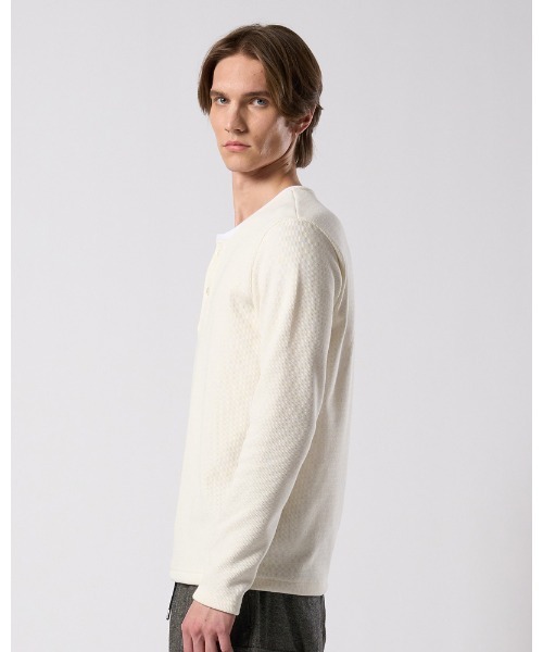 wjk(ダヴルジェイケイ)の「back boa thermal henley L/S(Tシャツ/カットソー・メンズ・ブラック/ライトグレー/ホワイト・X-LARGE/LARGE/MEDIUM/SMALL)」の6枚目の写真