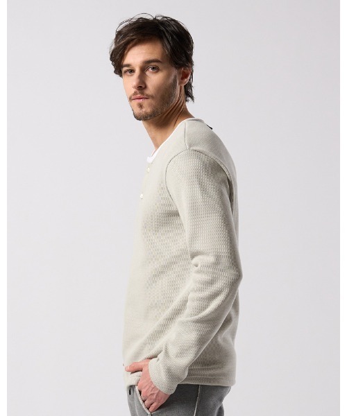 wjk(ダヴルジェイケイ)の「back boa thermal henley L/S(Tシャツ/カットソー・メンズ・ブラック/ライトグレー/ホワイト・X-LARGE/LARGE/MEDIUM/SMALL)」の11枚目の写真