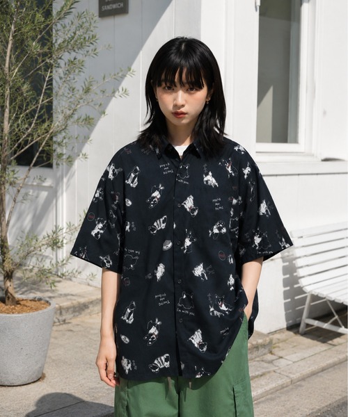 ZIP FIVE(ジップファイブ)の「総柄アニマルプリントシャツ オープンカラーシャツ イヌ/ネコ(シャツ/ブラウス・メンズ・ホワイト系/ブラック/ブラック系/ホワイト/ネイビー系/ブルー・MEDIUM/X-LARGE/LARGE)」の4枚目の写真