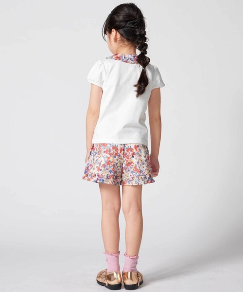 BeBe(ベベ)の「【お揃い】【DEVEAUX】ローンフラワープリントフリルショートパンツ(90~140cm)(その他パンツ・キッズ・レッド系その他・110cm/130cm/120cm/140cm)」の11枚目の写真