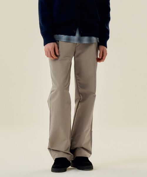 MINDBRIDGE（マインドブリッジ）の「[COUTURE]ワイドツータックバンディングパンツ - 2色（スラックス・メンズ・ベージュ/チャコールグレー・29/30/32/34/36/38）」の4枚目の写真