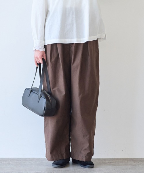 bulle de savon(ビュルデサボン)の「モールスキン ワイド パンツ(その他パンツ・レディース・ネイビー/アイボリー/ブラウン・FREE)」の2枚目の写真