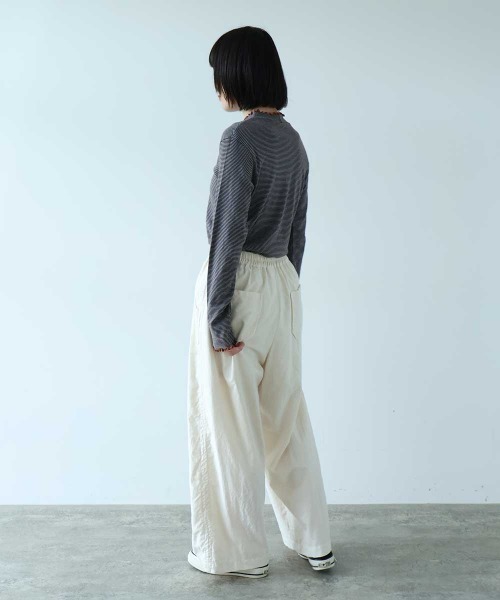 bulle de savon(ビュルデサボン)の「モールスキン ワイド パンツ(その他パンツ・レディース・ネイビー/アイボリー/ブラウン・FREE)」の15枚目の写真