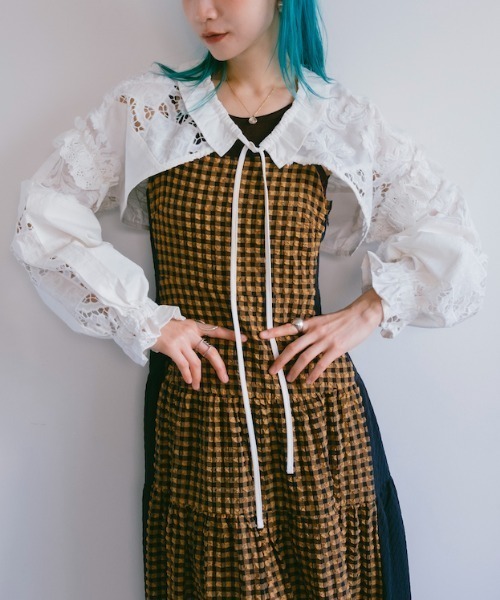 ELLA CANTARIA(エヤカンタリア)の「Lace Patchwork Bolero|レースパッチワークボレロ(カーディガン/ボレロ・レディース・ホワイト/ライトイエロー・FREE)」の1枚目の写真