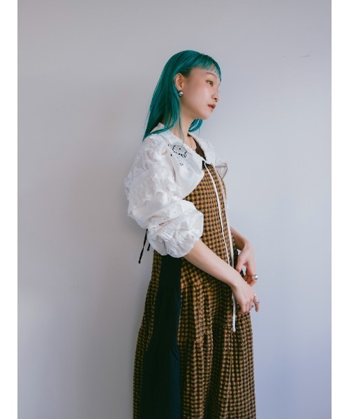 ELLA CANTARIA(エヤカンタリア)の「Lace Patchwork Bolero|レースパッチワークボレロ(カーディガン/ボレロ・レディース・ホワイト/ライトイエロー・FREE)」の15枚目の写真