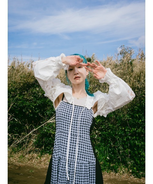 ELLA CANTARIA(エヤカンタリア)の「Lace Patchwork Bolero|レースパッチワークボレロ(カーディガン/ボレロ・レディース・ホワイト/ライトイエロー・FREE)」の5枚目の写真