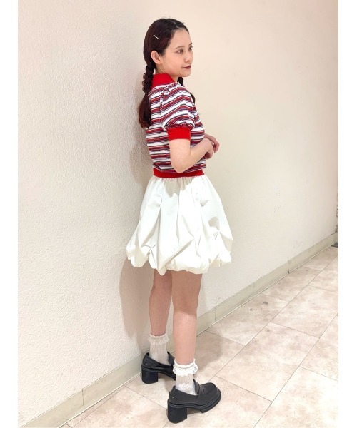 REDYAZEL(レディアゼル)の「パフスリーブポロニットプルオーバー(ニット/セーター・レディース・レッド系その他/グリーン/ホワイト/オレンジ/ネイビー・FREE)」の7枚目の写真