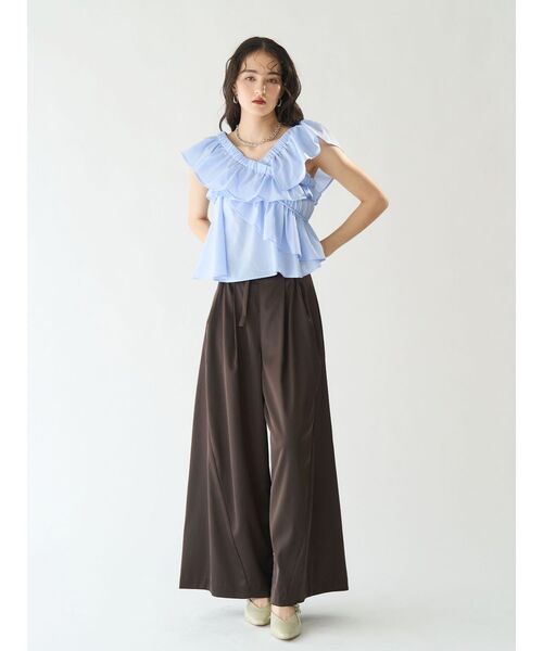 LAGUNAMOON(ラグナムーン)の「フリルクロスデザインブラウス 【夏服】【オフショル】【半袖】(シャツ/ブラウス・レディース・ブラウン/ホワイト/ライトブルー/その他1・FREE)」の15枚目の写真