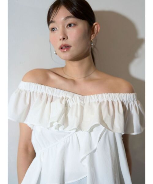 LAGUNAMOON(ラグナムーン)の「フリルクロスデザインブラウス 【夏服】【オフショル】【半袖】(シャツ/ブラウス・レディース・ブラウン/ホワイト/ライトブルー/その他1・FREE)」の18枚目の写真